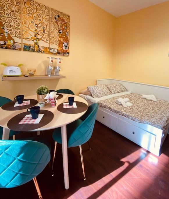 Dr House Luxury * Roma